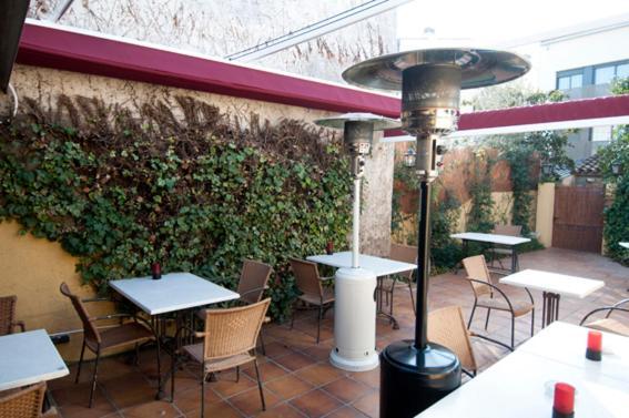 L'Argolla Hotel-Pizzeria Santa Coloma De Farners Exteriör bild